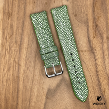 Load image into Gallery viewer, #954 (Quick Release Spring Bar) 20/18mm Green Stingray Leather Watch Strap